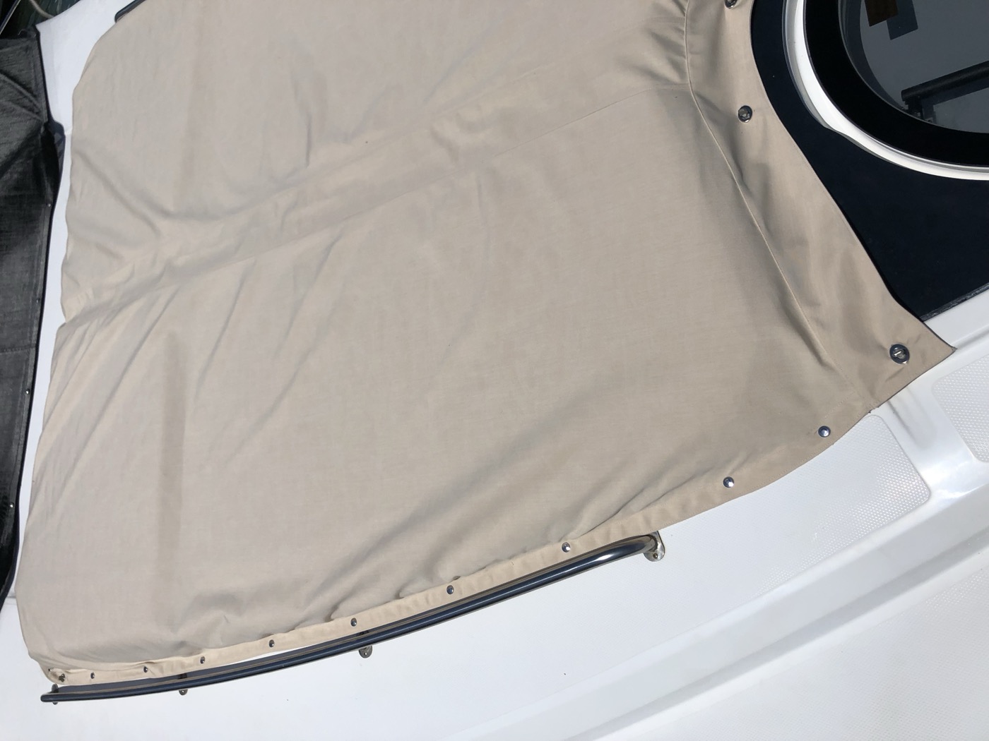 Full boat cover in marine canvas